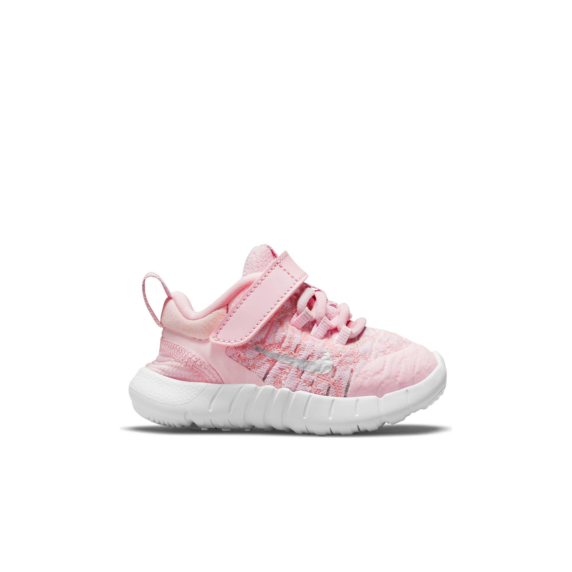 Nike free rn toddler hot sale girl